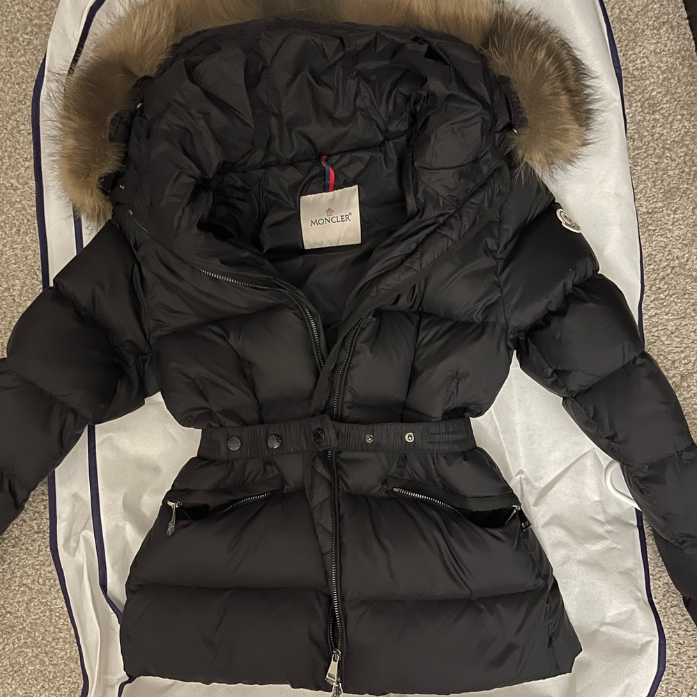 Moncler sz 1 small
